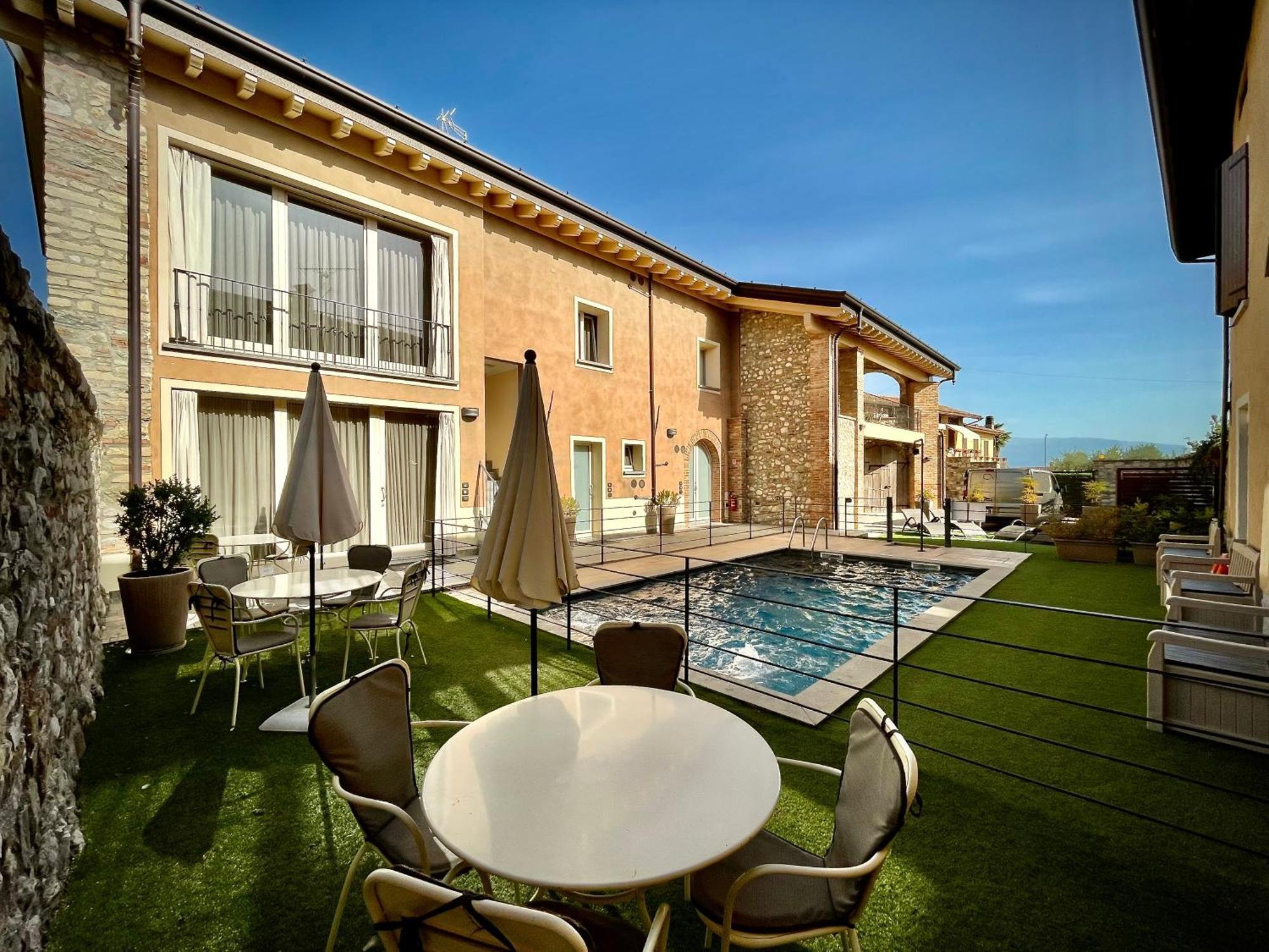 Villa Fontanelle Gardapartments Polpenazze del Garda Εξωτερικό φωτογραφία