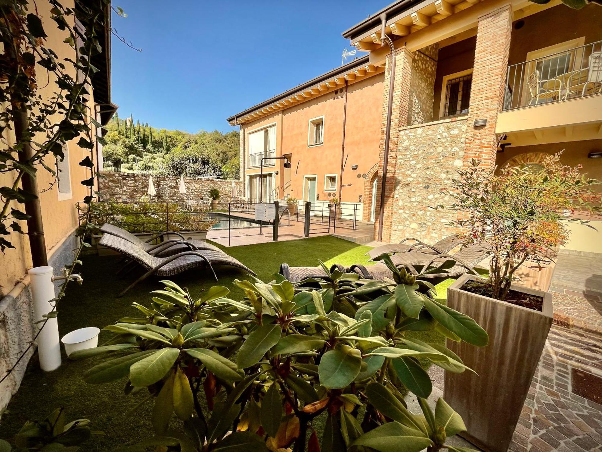 Villa Fontanelle Gardapartments Polpenazze del Garda Εξωτερικό φωτογραφία