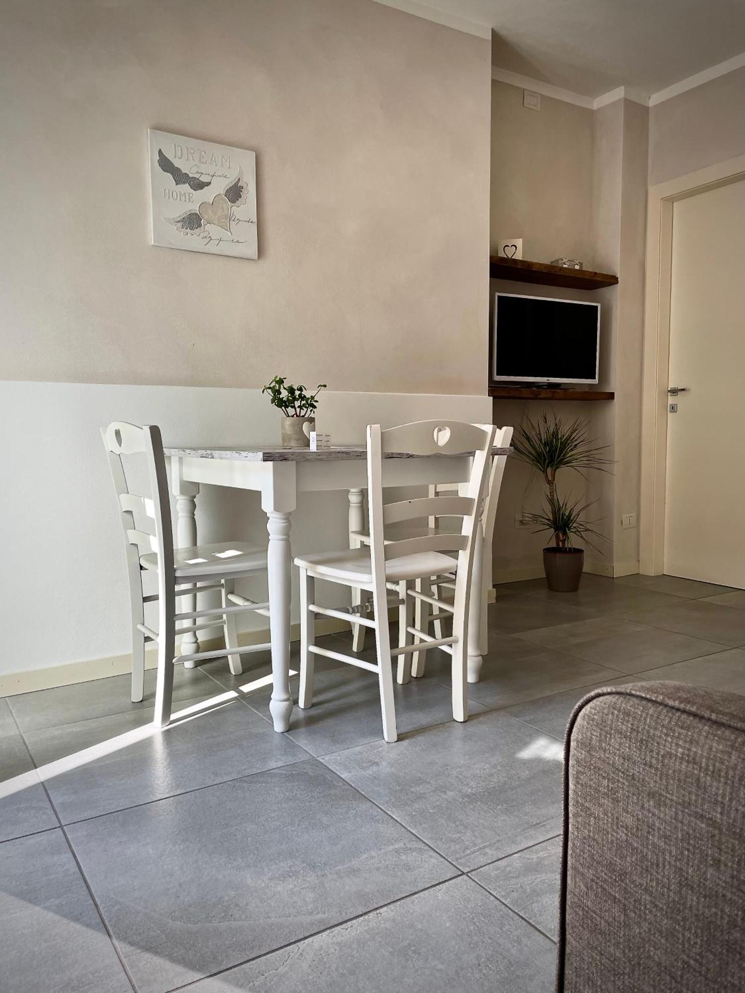 Villa Fontanelle Gardapartments Polpenazze del Garda Εξωτερικό φωτογραφία