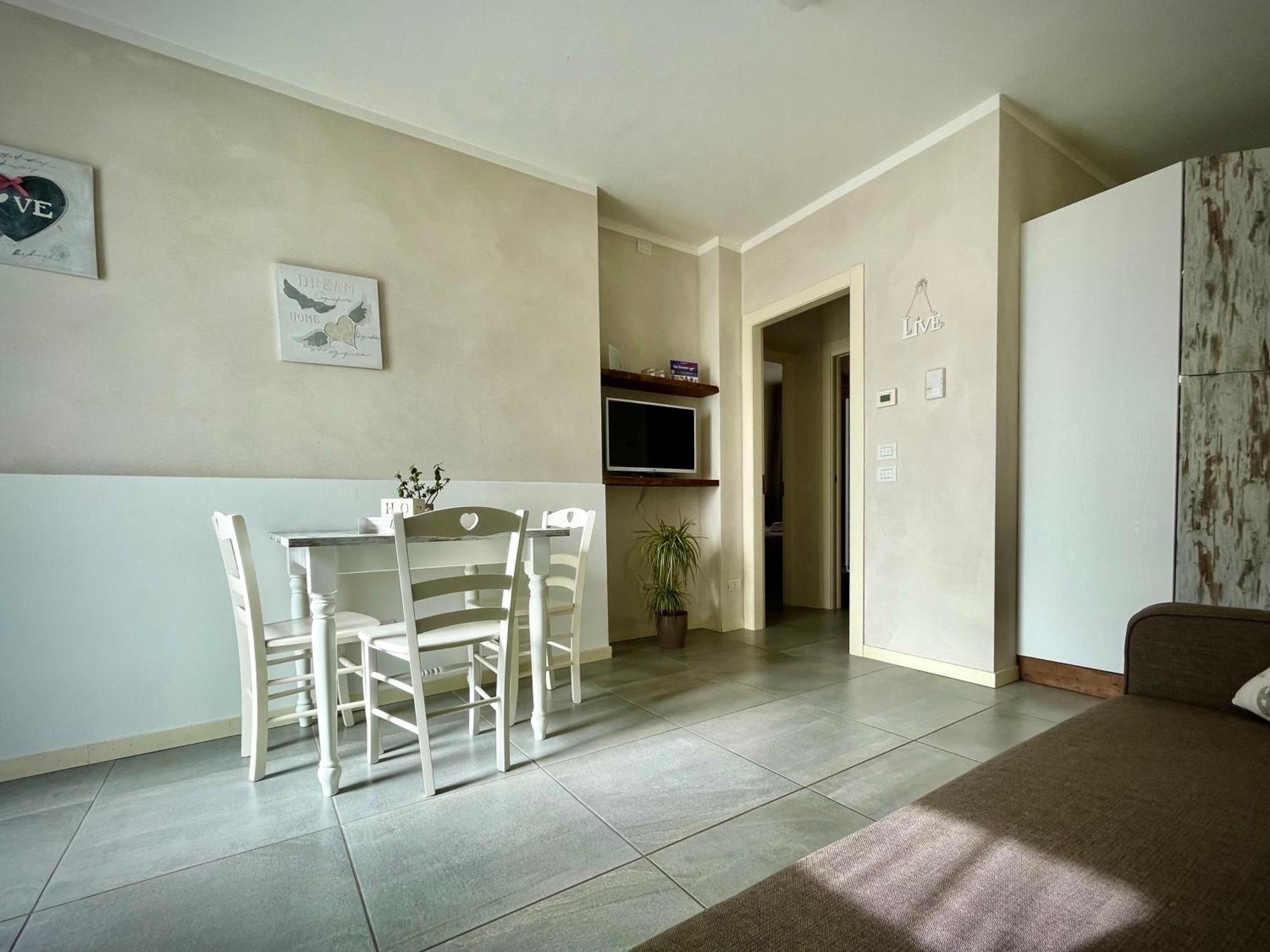 Villa Fontanelle Gardapartments Polpenazze del Garda Εξωτερικό φωτογραφία