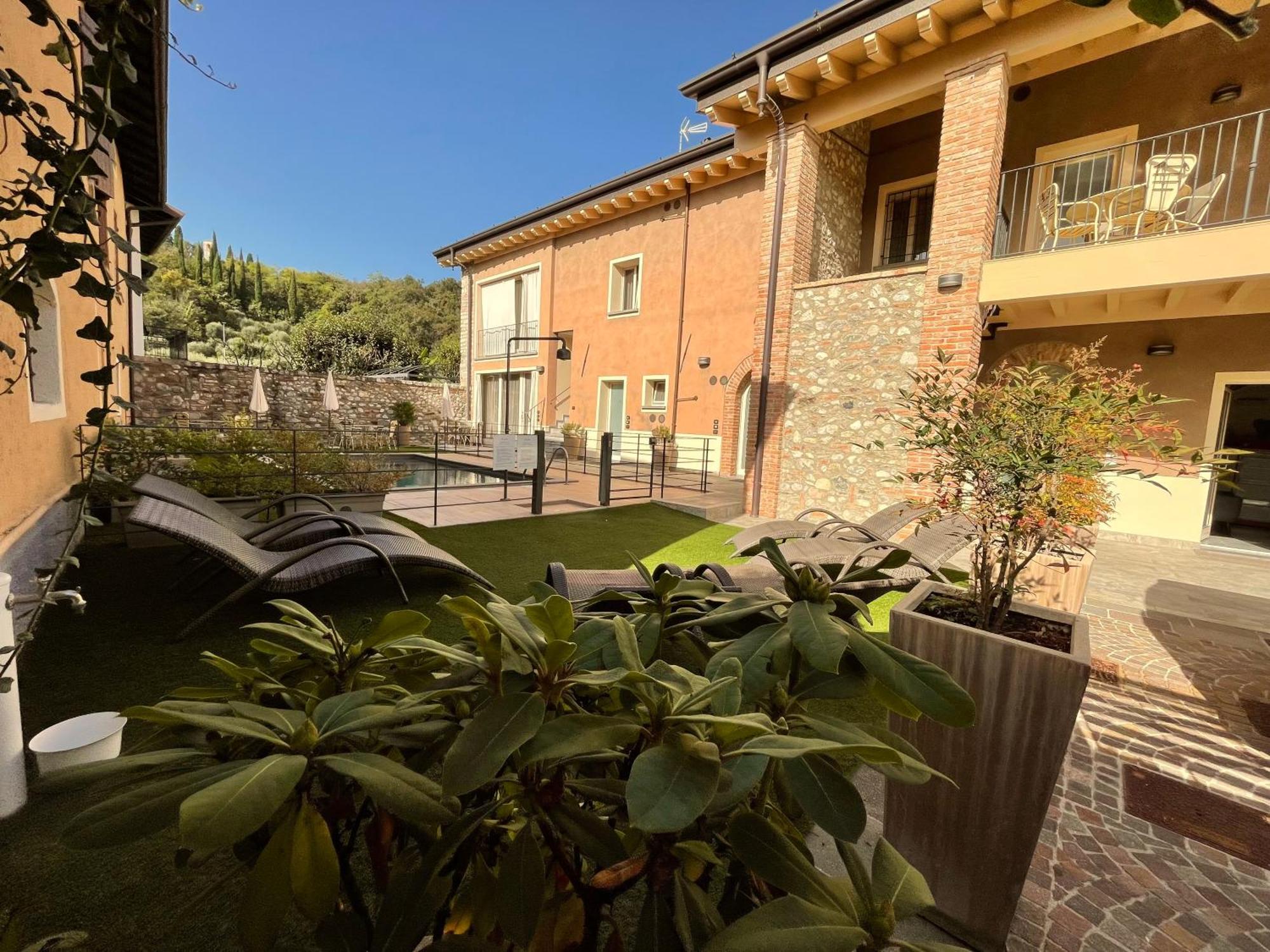 Villa Fontanelle Gardapartments Polpenazze del Garda Εξωτερικό φωτογραφία
