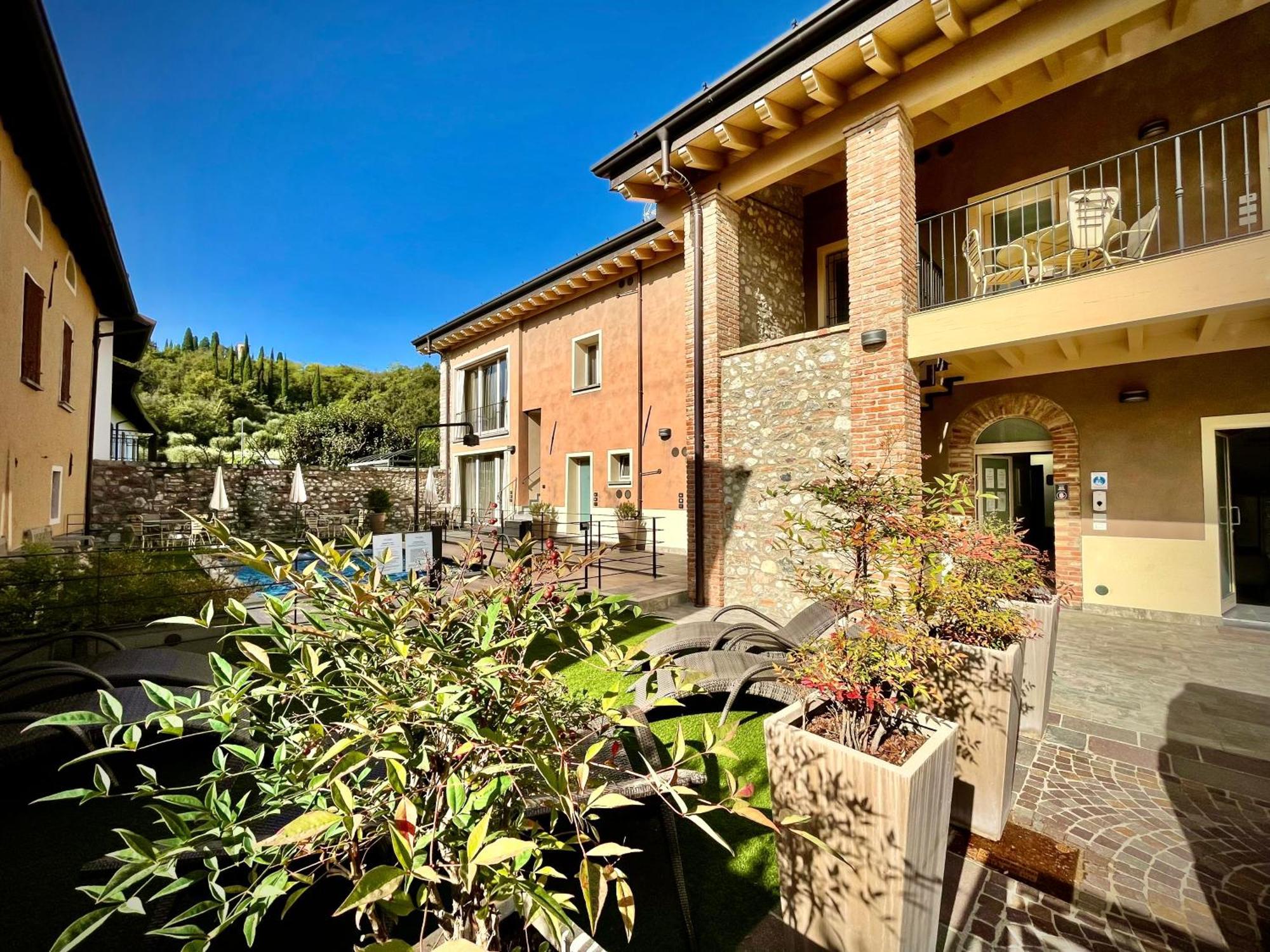 Villa Fontanelle Gardapartments Polpenazze del Garda Εξωτερικό φωτογραφία